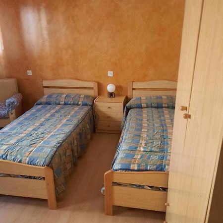 Habitaciones Pension El Parque Sabiñánigo Dış mekan fotoğraf