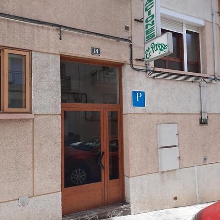 Habitaciones Pension El Parque Sabiñánigo Dış mekan fotoğraf